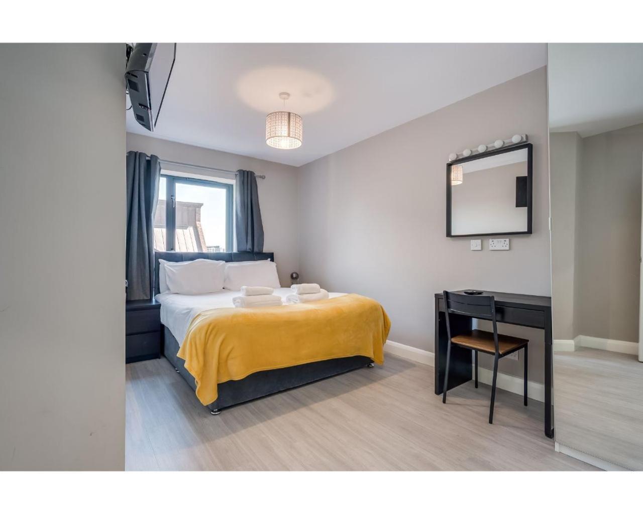 Central Belfast Apartments: Citygate Habitación foto